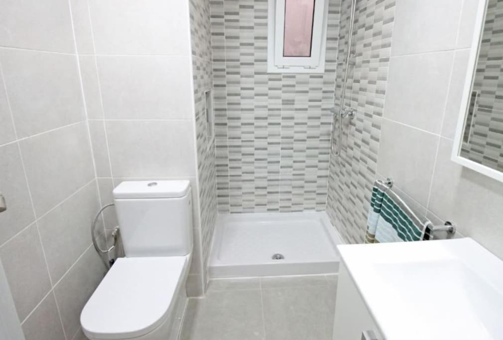 Bebarceloner Sant Andreu Apartments - 3 Bedrooms ภายนอก รูปภาพ