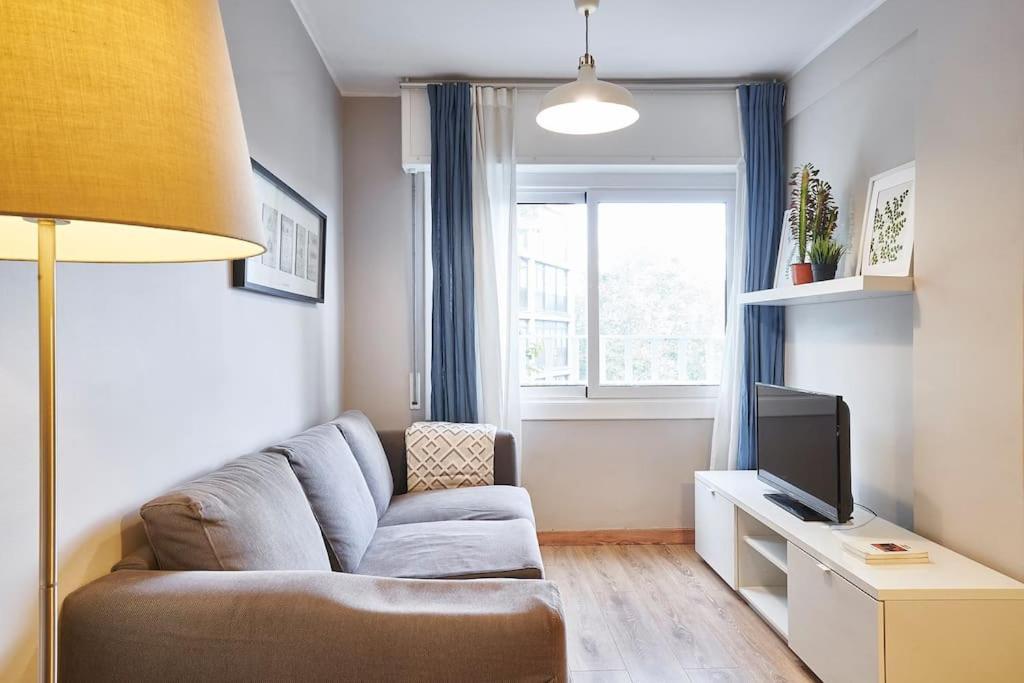 Bebarceloner Sant Andreu Apartments - 3 Bedrooms ภายนอก รูปภาพ