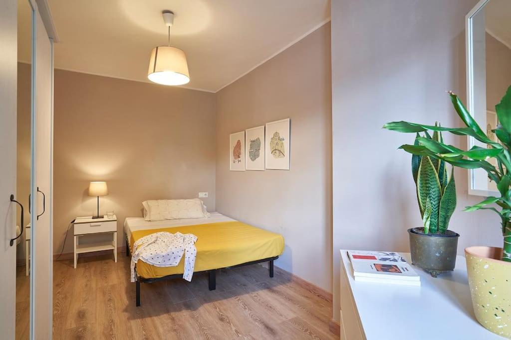 Bebarceloner Sant Andreu Apartments - 3 Bedrooms ภายนอก รูปภาพ